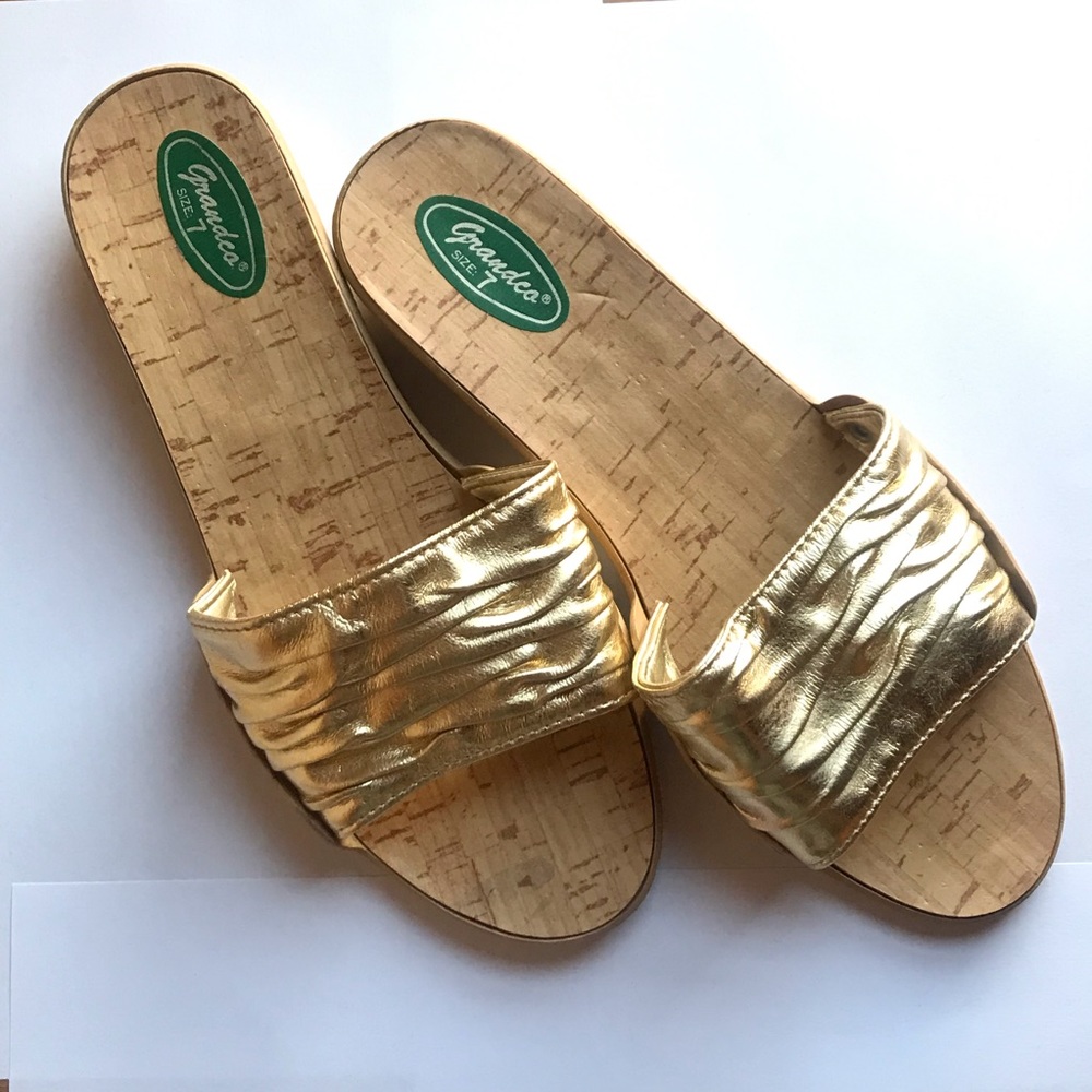 Grandco | Slide Sandals in Gold | 0118